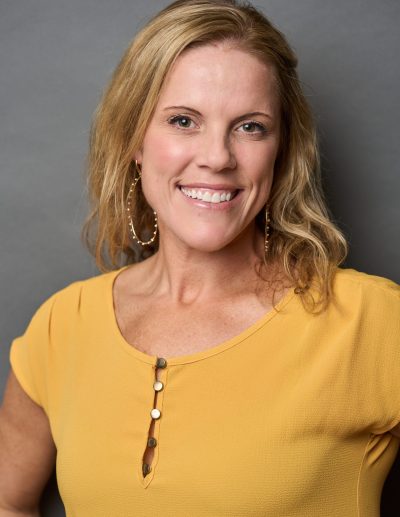 rebecca graves is an LMFT in Carlsbad ca